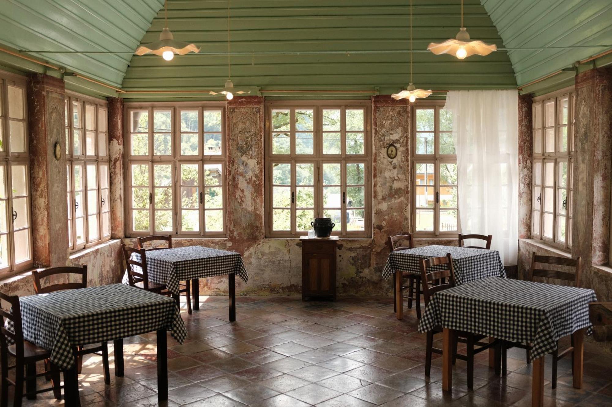 Gorska Roza Bed & Breakfast Лог под Мангартом Екстериор снимка